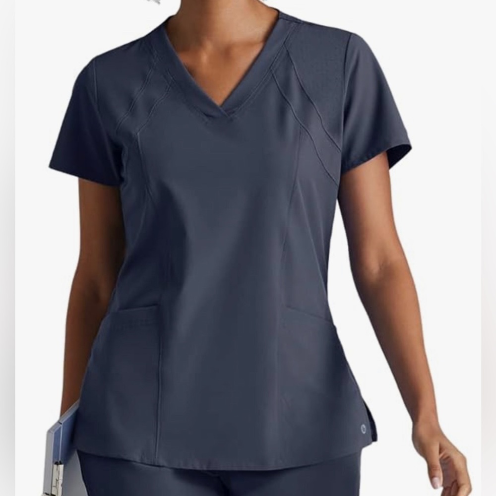 Barco One Women's 4 Pocket V-Neck Top